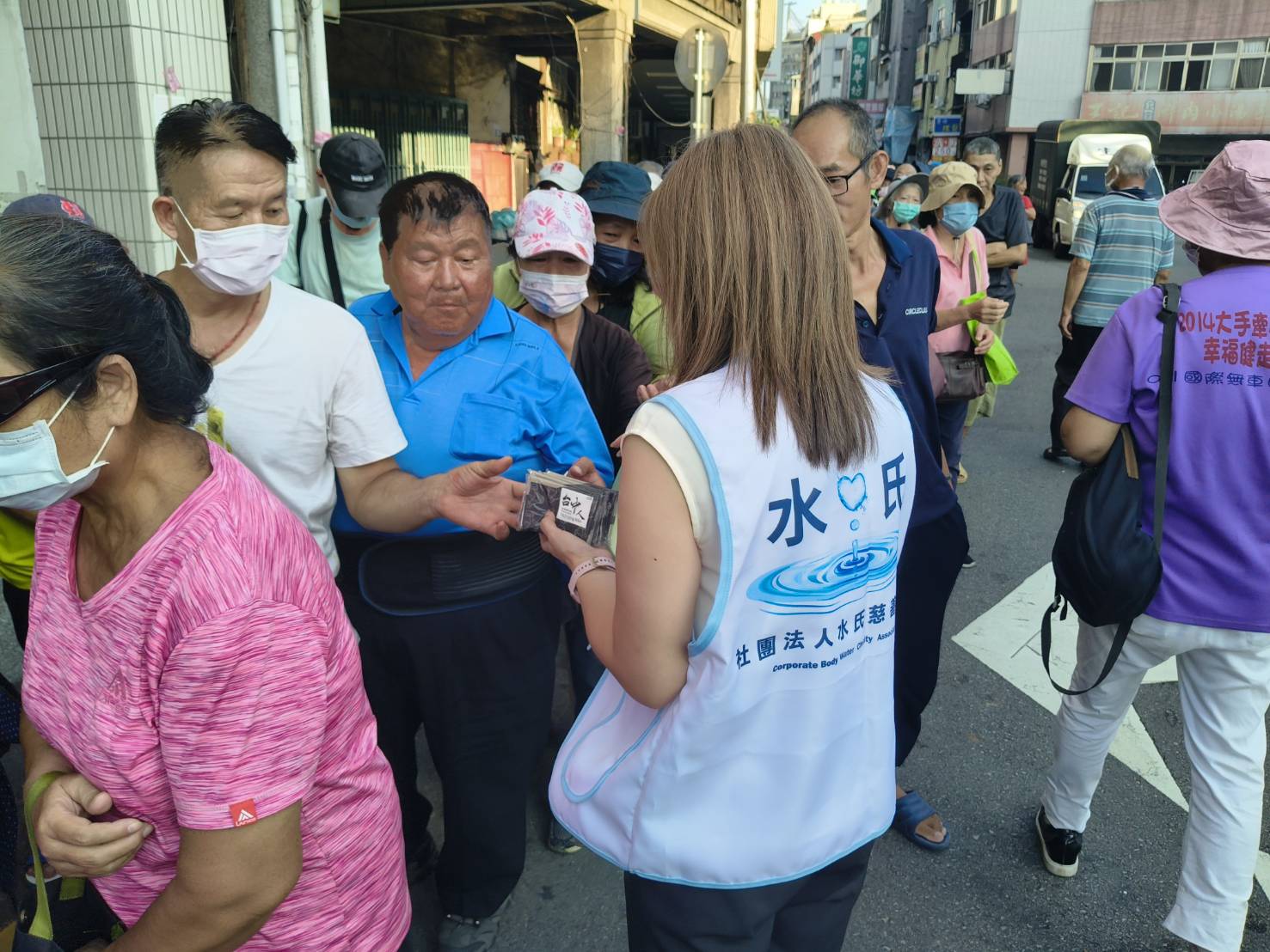 中秋溫暖街友布施活動